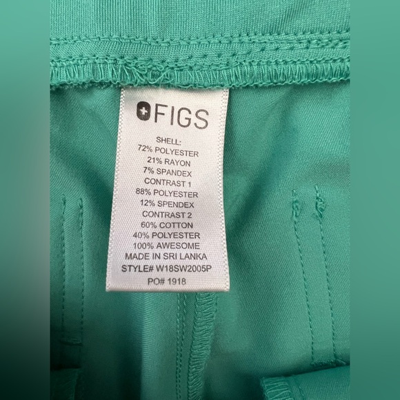 FIGS Zamora Jogger Scrub Pants EUC - Picture 10 of 10